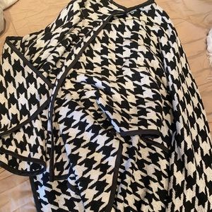 Trendy Fashion Nova shall one size fit all